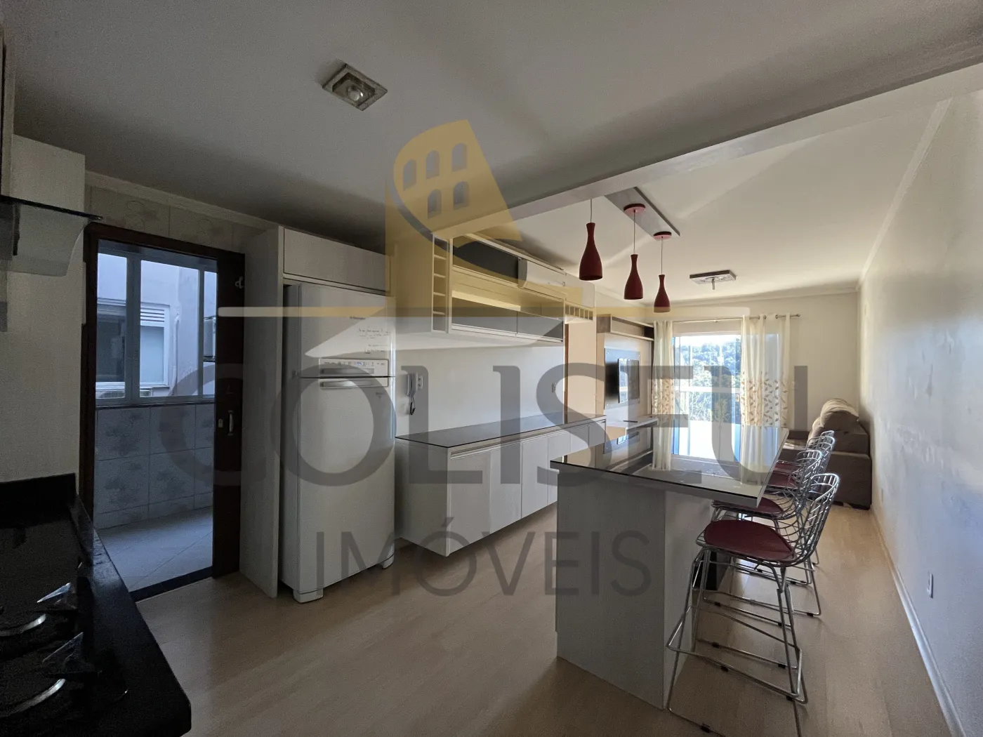 Alugar Apartamento / Padr&atilde;o em Conc&oacute;rdia R$ 1.600,00 - Foto 2