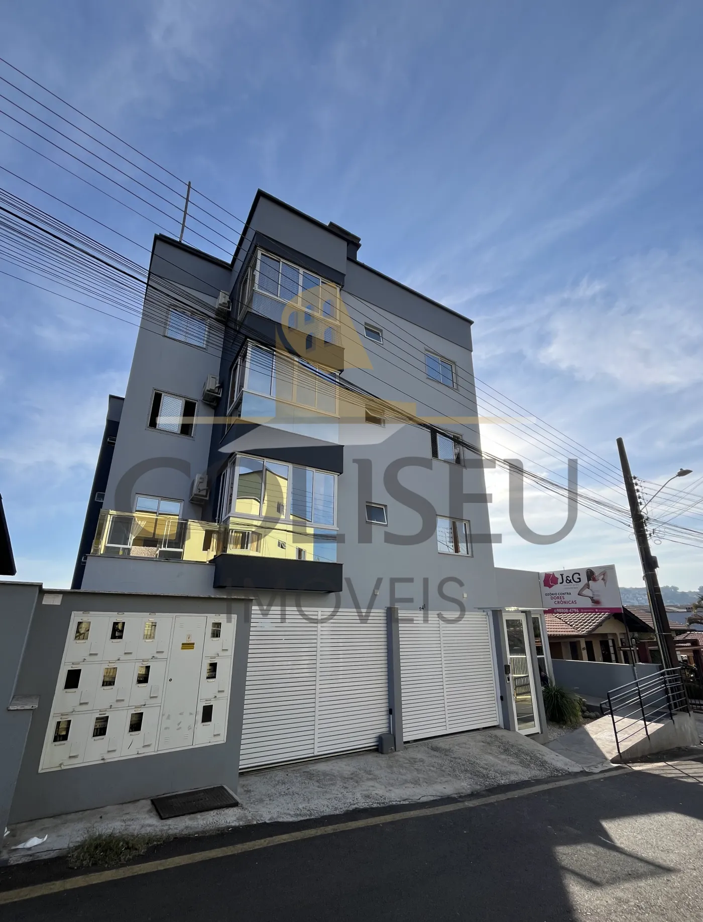 Alugar Apartamento / Padr&atilde;o em Conc&oacute;rdia R$ 1.500,00 - Foto 1