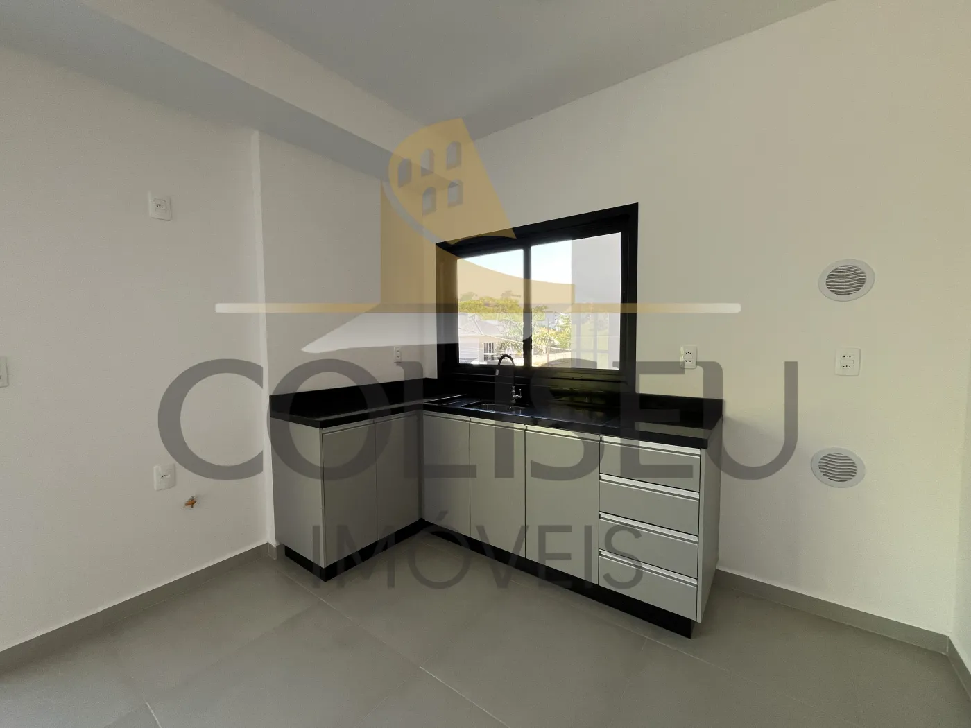 Alugar Apartamento / Padr&atilde;o em Conc&oacute;rdia R$ 1.650,00 - Foto 9