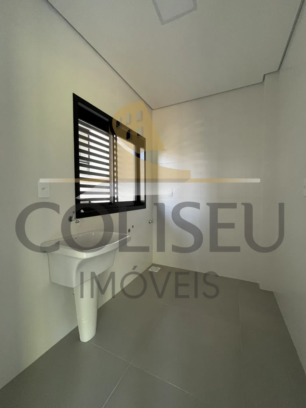 Alugar Apartamento / Padr&atilde;o em Conc&oacute;rdia R$ 1.650,00 - Foto 11