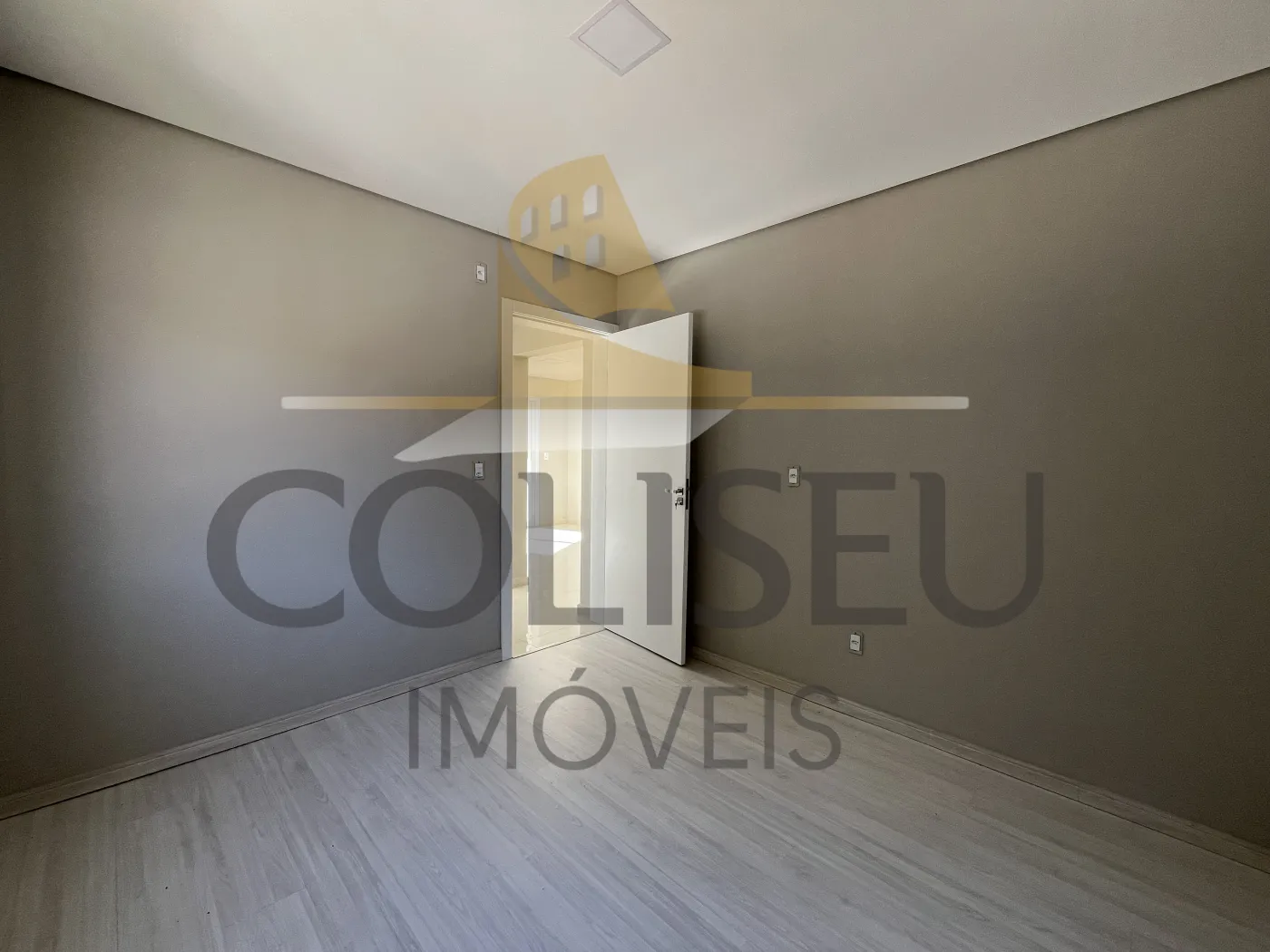 Alugar Apartamento / Padr&atilde;o em Conc&oacute;rdia R$ 1.200,00 - Foto 20