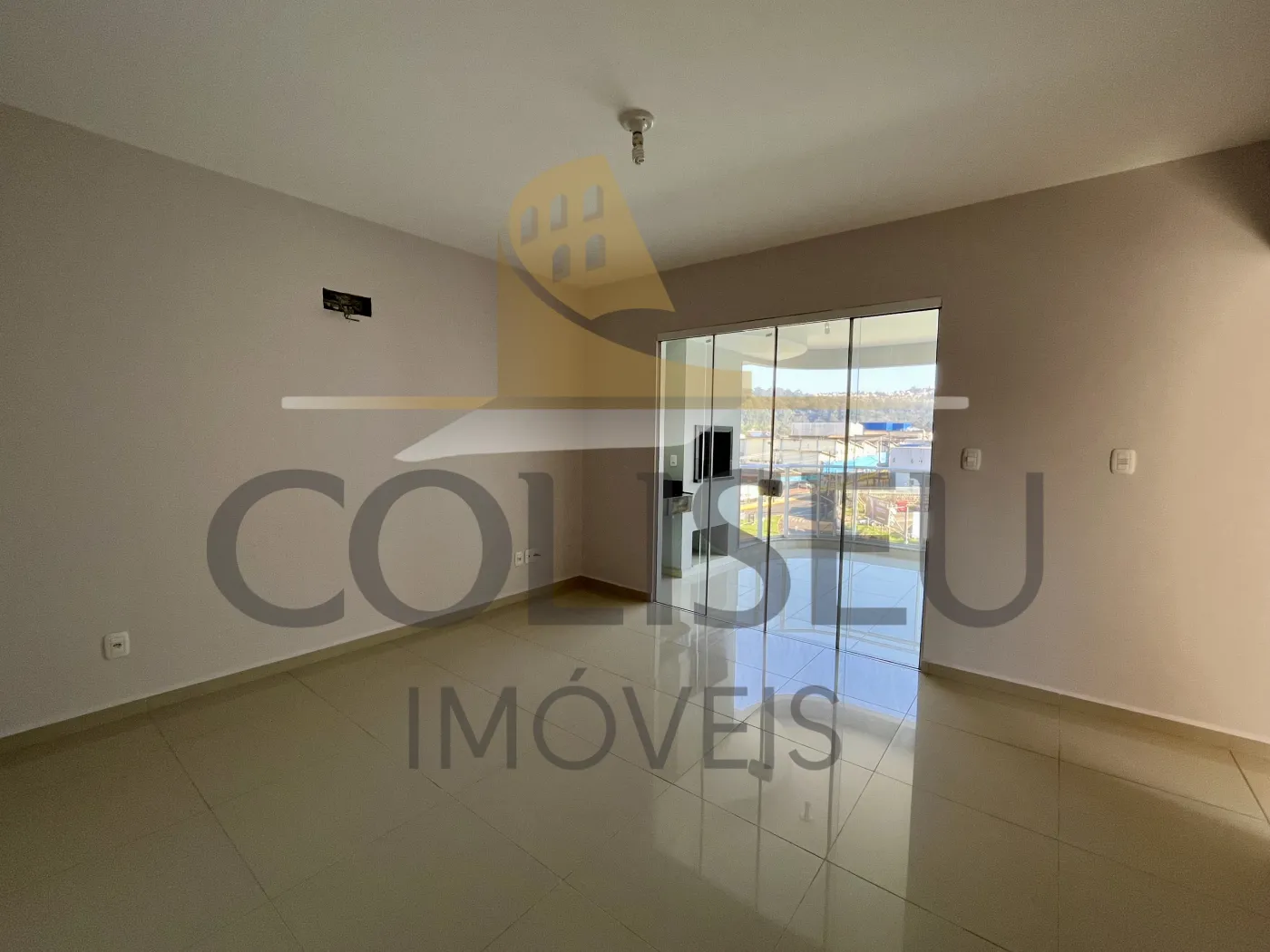 Alugar Apartamento / Padr&atilde;o em Conc&oacute;rdia R$ 1.700,00 - Foto 2