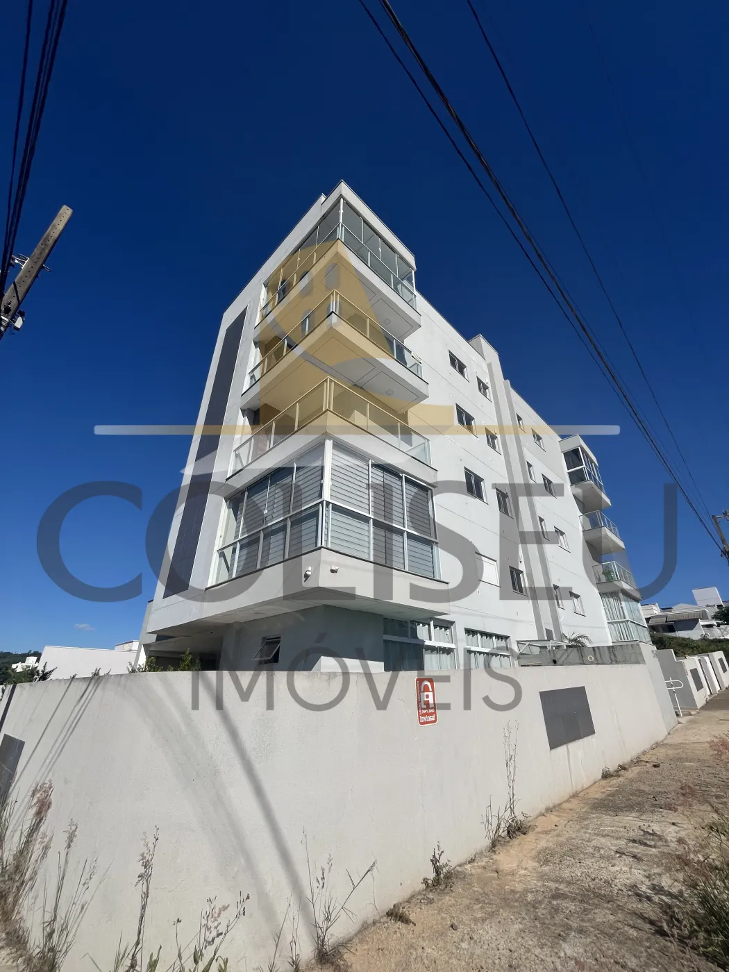 Alugar Apartamento / Padr&atilde;o em Conc&oacute;rdia R$ 2.300,00 - Foto 1