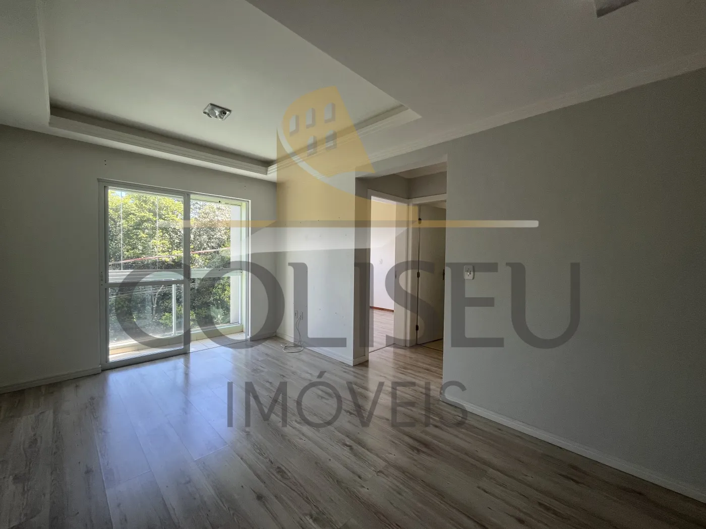 Alugar Apartamento / Padr&atilde;o em Conc&oacute;rdia R$ 1.350,00 - Foto 2