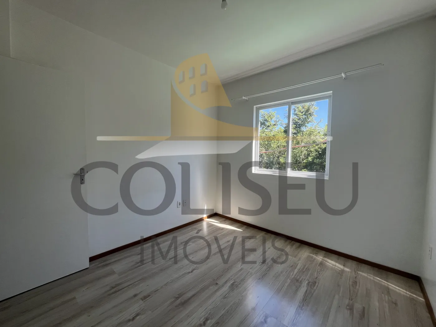 Alugar Apartamento / Padr&atilde;o em Conc&oacute;rdia R$ 1.350,00 - Foto 18