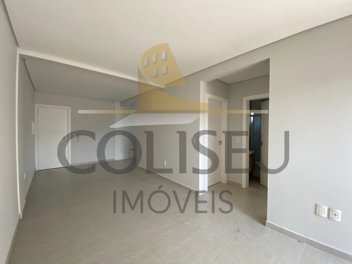 Alugar Apartamento / Padr&atilde;o em Conc&oacute;rdia R$ 1.500,00 - Foto 2