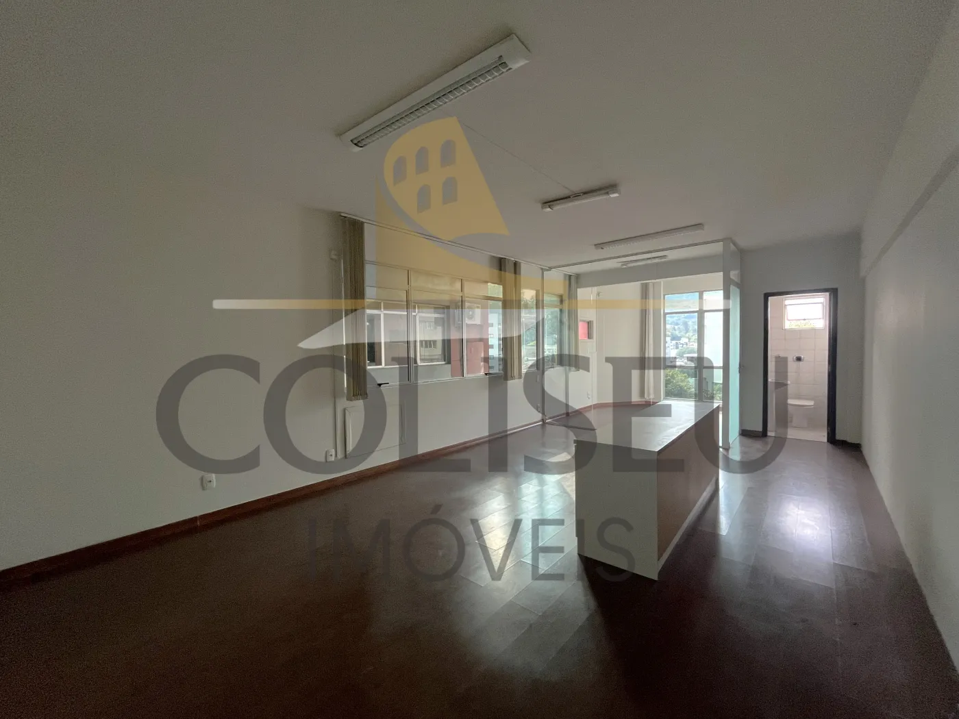 Alugar Comercial / Sala em Conc&oacute;rdia R$ 1.300,00 - Foto 2