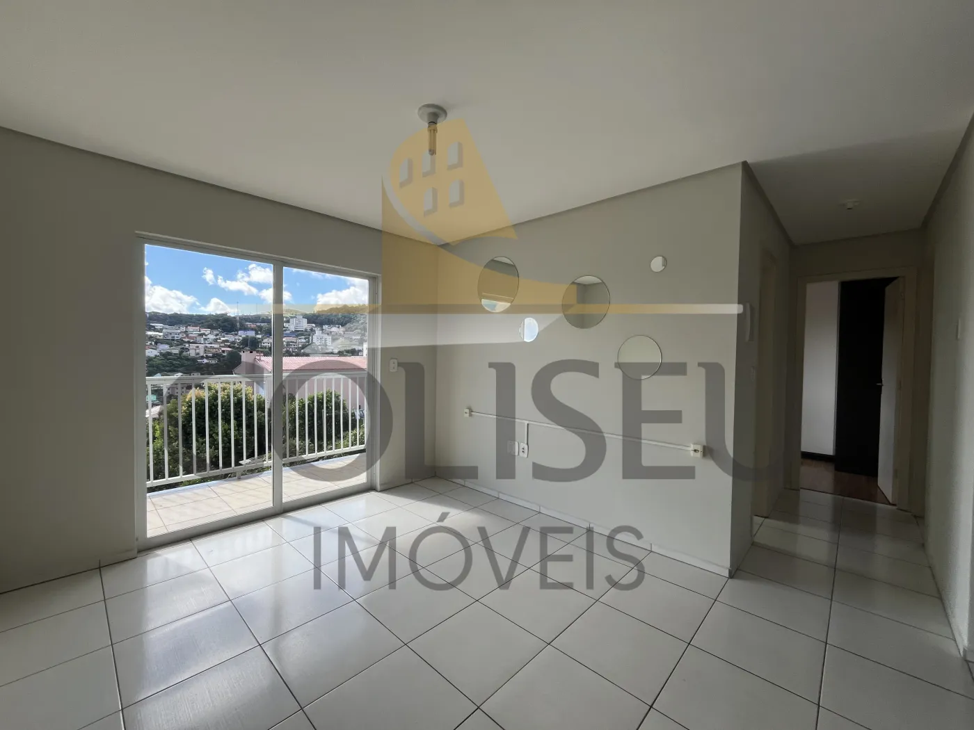 Alugar Apartamento / Padr&atilde;o em Conc&oacute;rdia R$ 1.400,00 - Foto 2