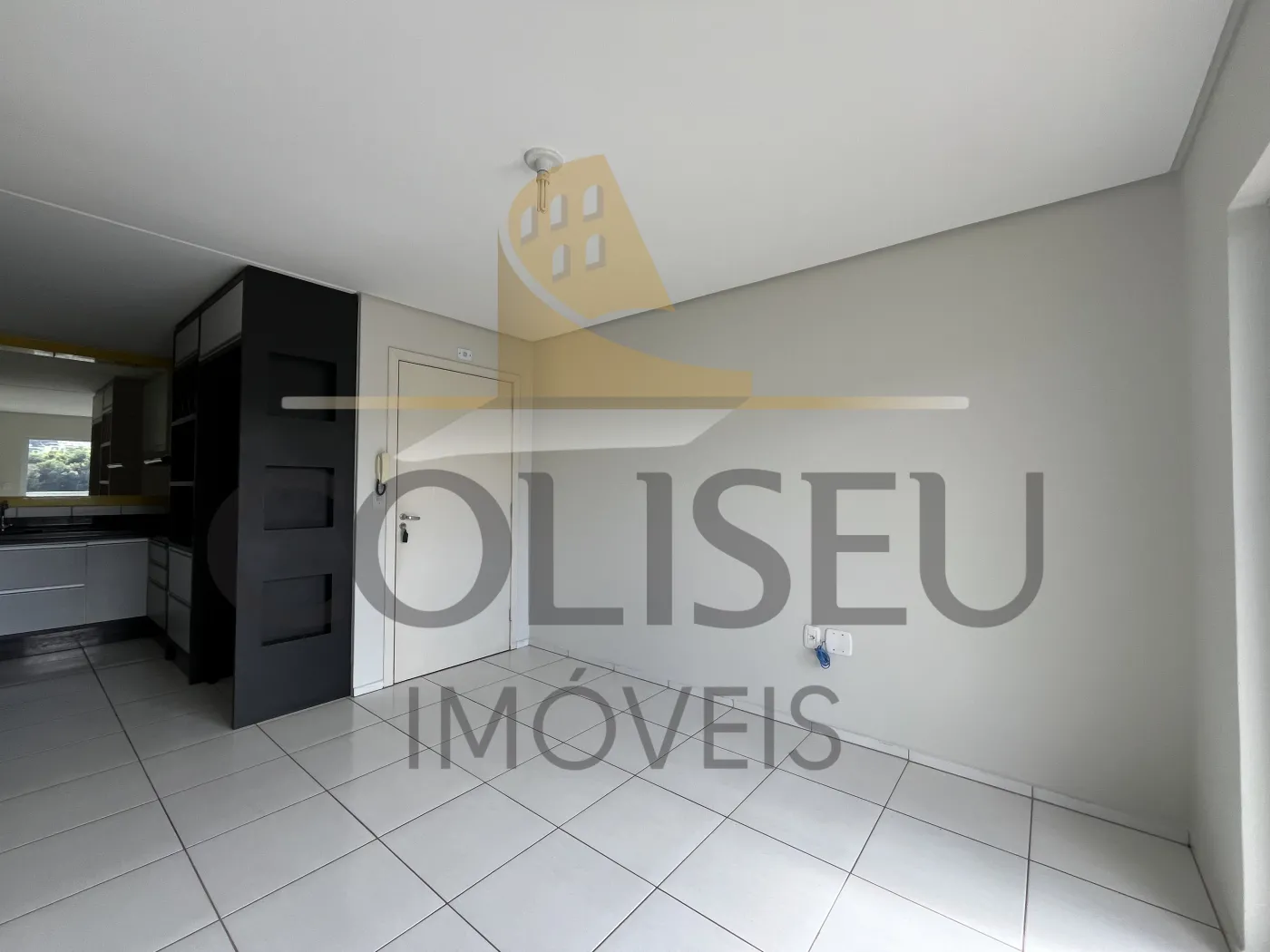 Alugar Apartamento / Padr&atilde;o em Conc&oacute;rdia R$ 1.400,00 - Foto 4