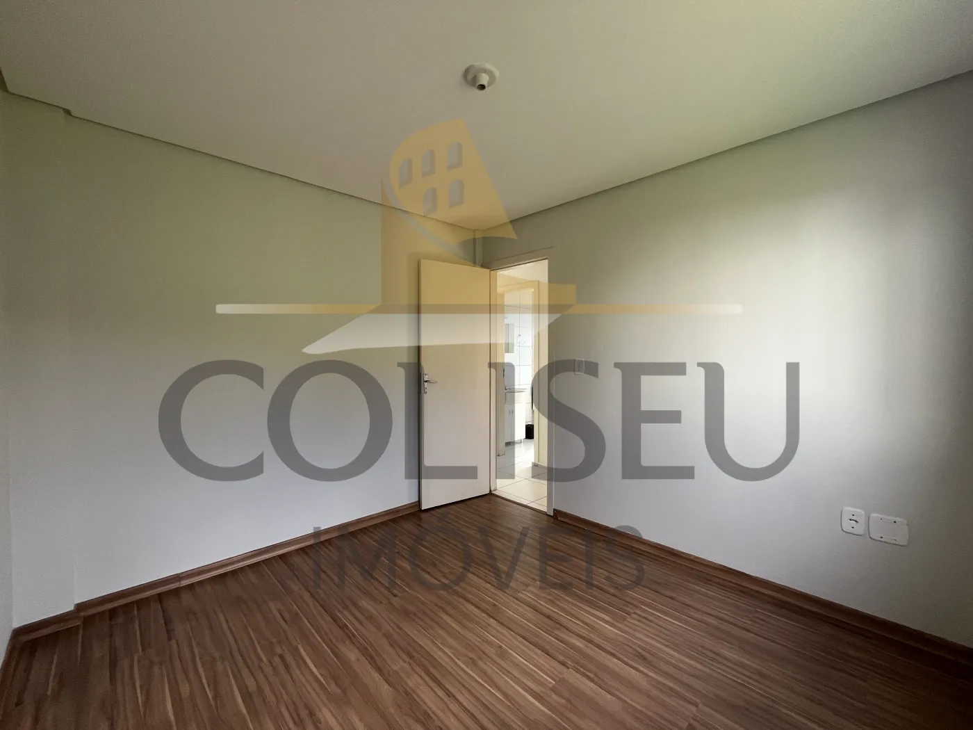 Alugar Apartamento / Padr&atilde;o em Conc&oacute;rdia R$ 1.400,00 - Foto 14