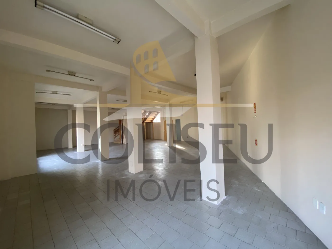 Alugar Comercial / Loja em Conc&oacute;rdia R$ 3.000,00 - Foto 2