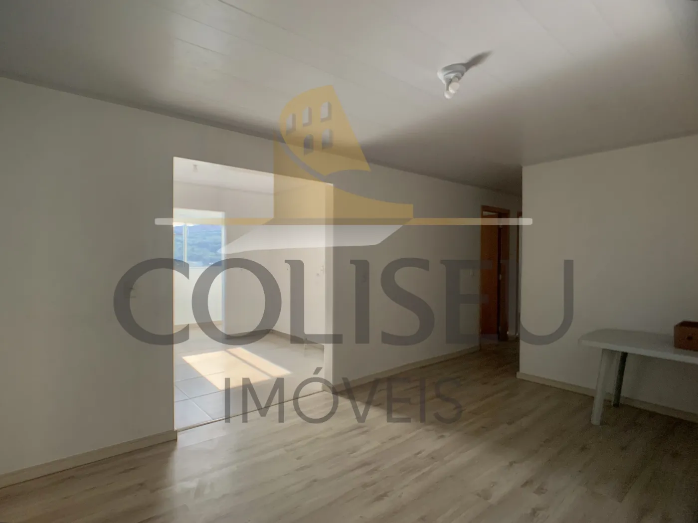 Alugar Casa / Piso T&eacute;rreo em Conc&oacute;rdia R$ 1.250,00 - Foto 2