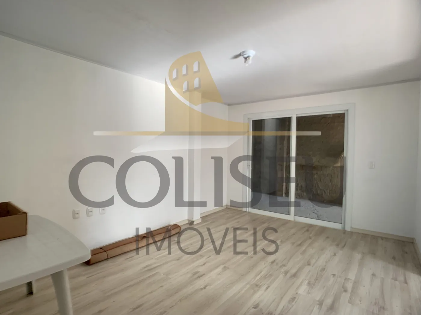 Alugar Casa / Piso T&eacute;rreo em Conc&oacute;rdia R$ 1.250,00 - Foto 4