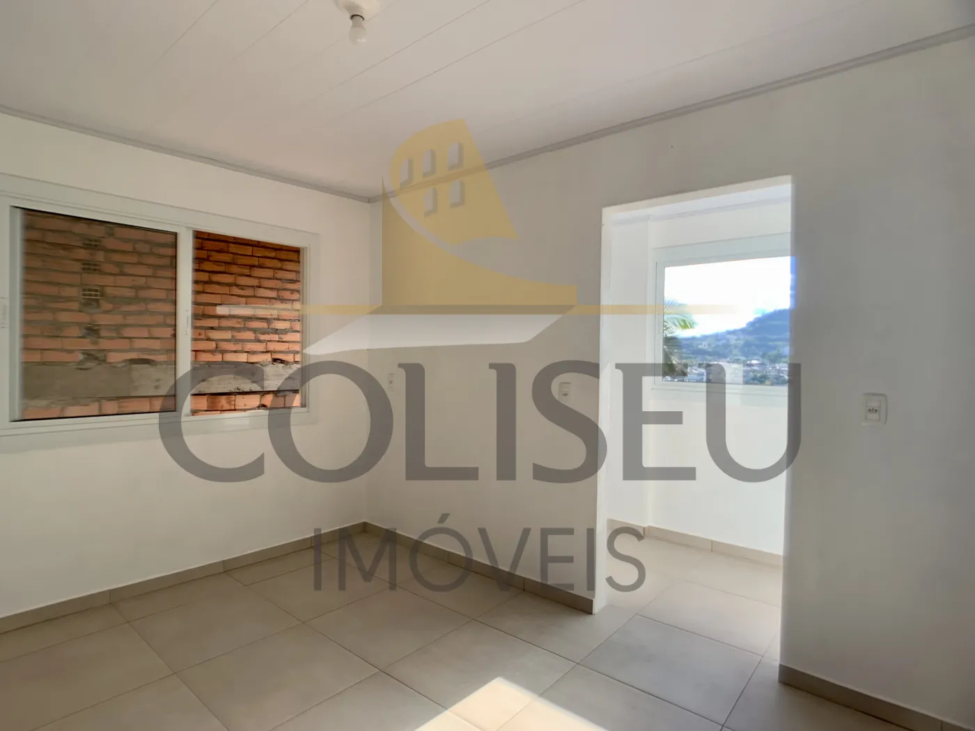 Alugar Casa / Piso T&eacute;rreo em Conc&oacute;rdia R$ 1.250,00 - Foto 5