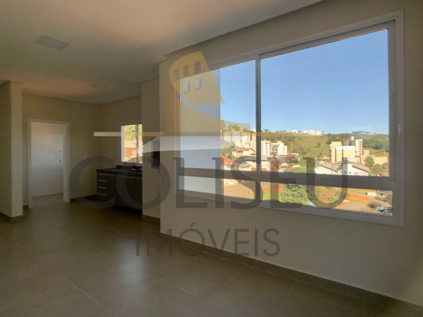 Alugar Apartamento / Padr&atilde;o em Conc&oacute;rdia R$ 1.600,00 - Foto 4