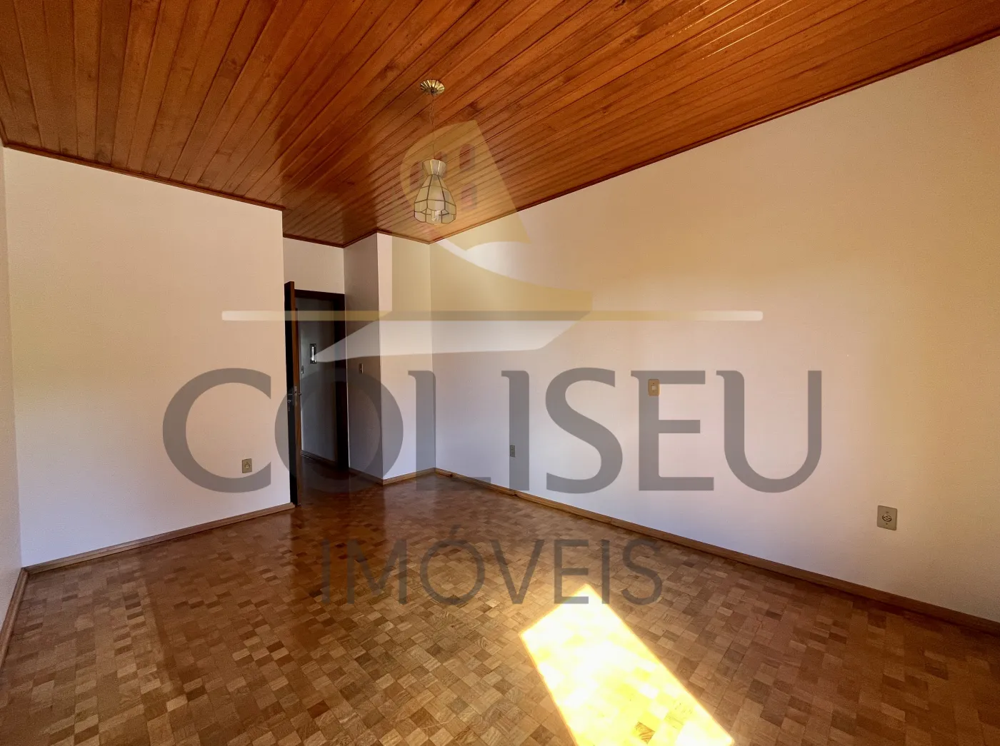 Alugar Casa / Piso Superior em Conc&oacute;rdia R$ 1.700,00 - Foto 29