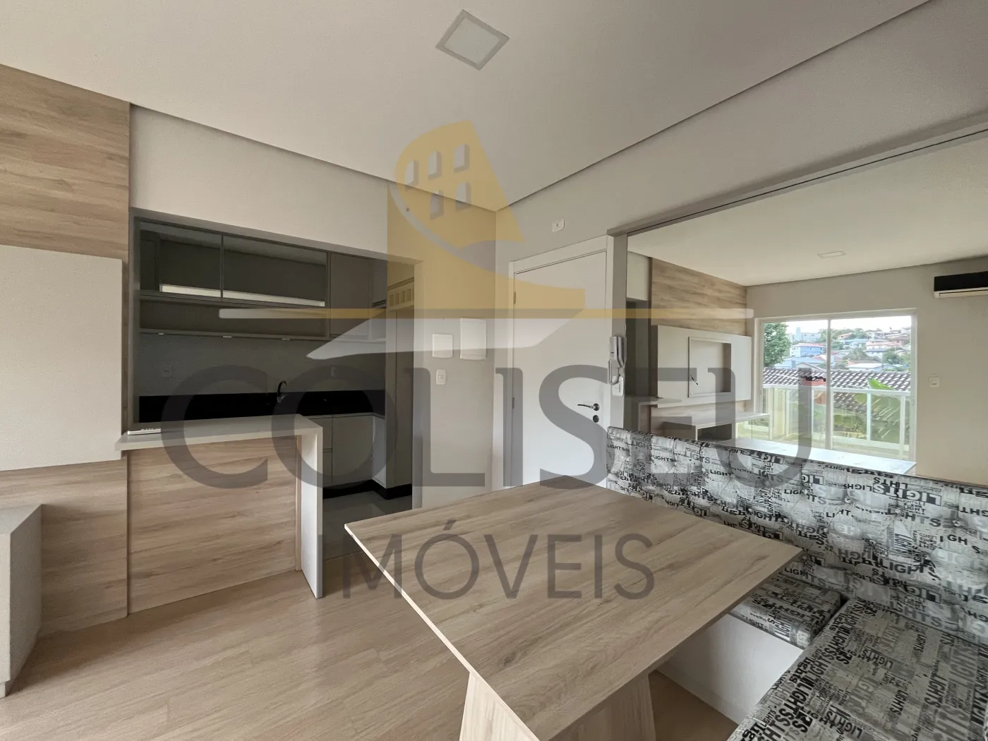 Alugar Apartamento / Padr&atilde;o em Conc&oacute;rdia R$ 2.200,00 - Foto 4
