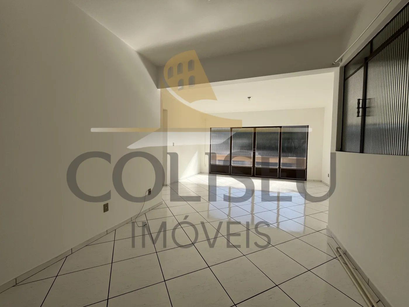 Alugar Apartamento / Padr&atilde;o em Conc&oacute;rdia R$ 1.400,00 - Foto 3