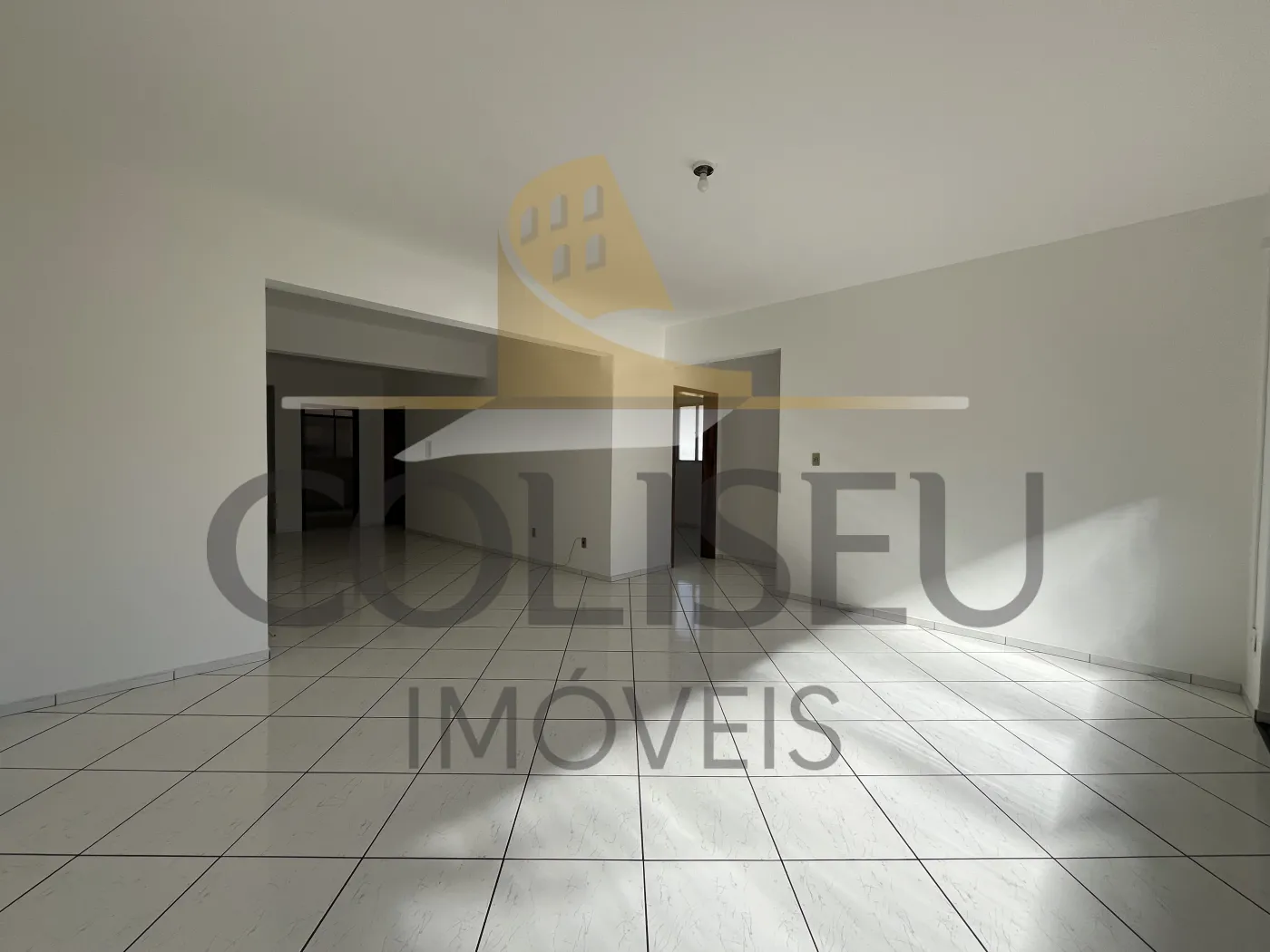 Alugar Apartamento / Padr&atilde;o em Conc&oacute;rdia R$ 1.400,00 - Foto 5