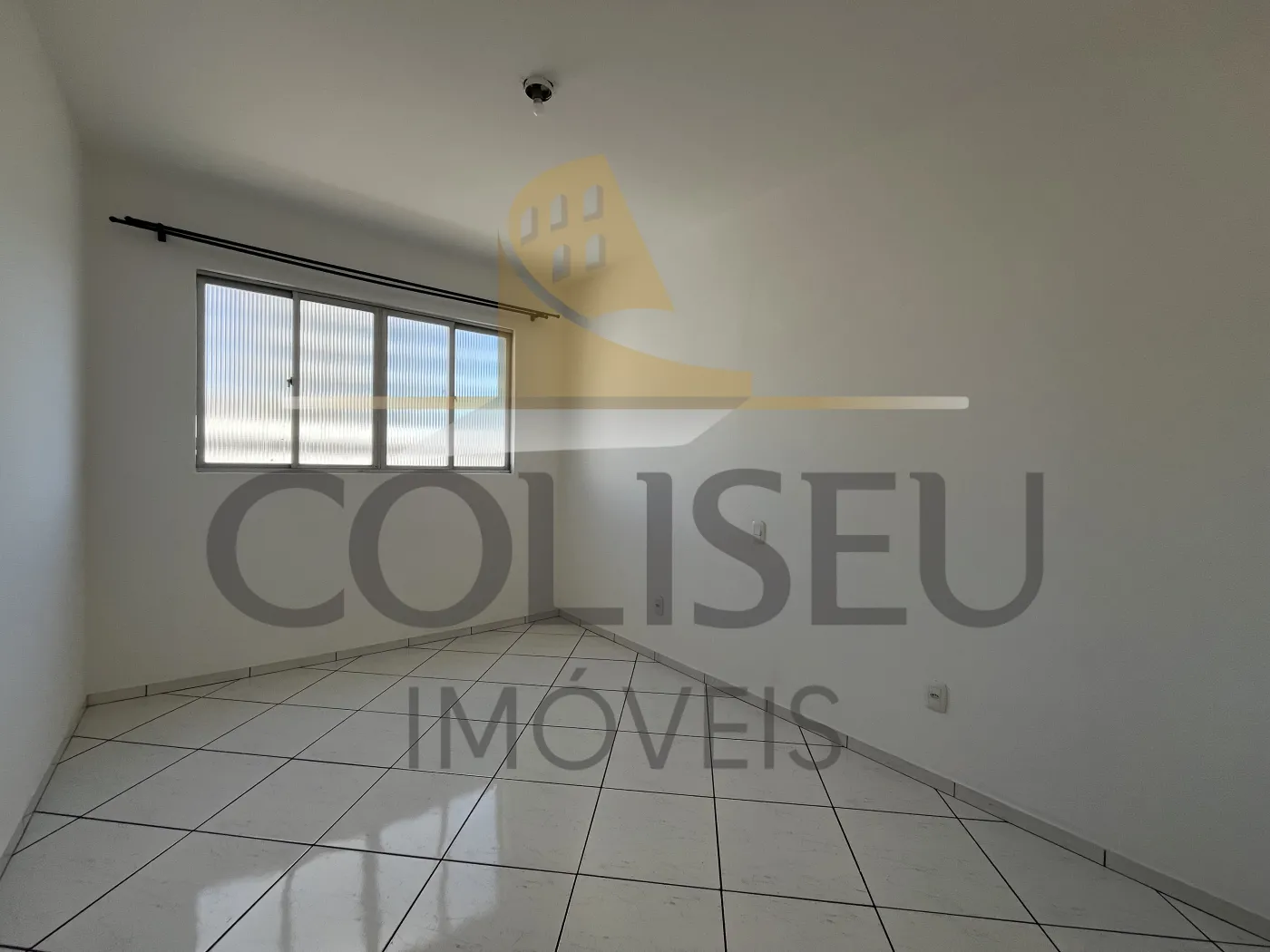 Alugar Apartamento / Padr&atilde;o em Conc&oacute;rdia R$ 1.400,00 - Foto 15