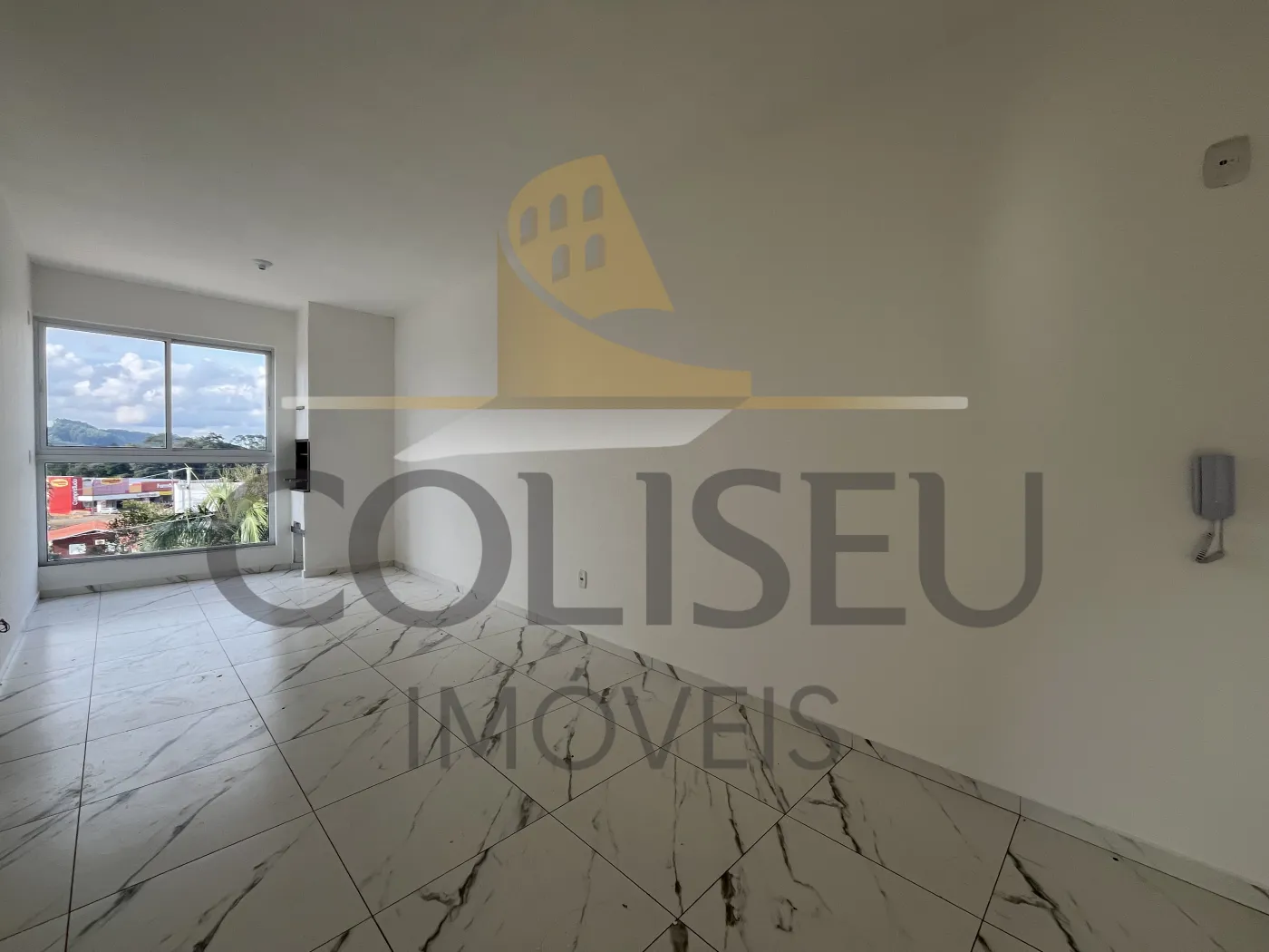 Alugar Apartamento / Padr&atilde;o em Conc&oacute;rdia R$ 1.200,00 - Foto 4