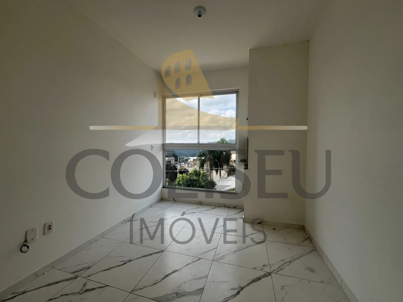 Alugar Apartamento / Padr&atilde;o em Conc&oacute;rdia R$ 1.200,00 - Foto 5