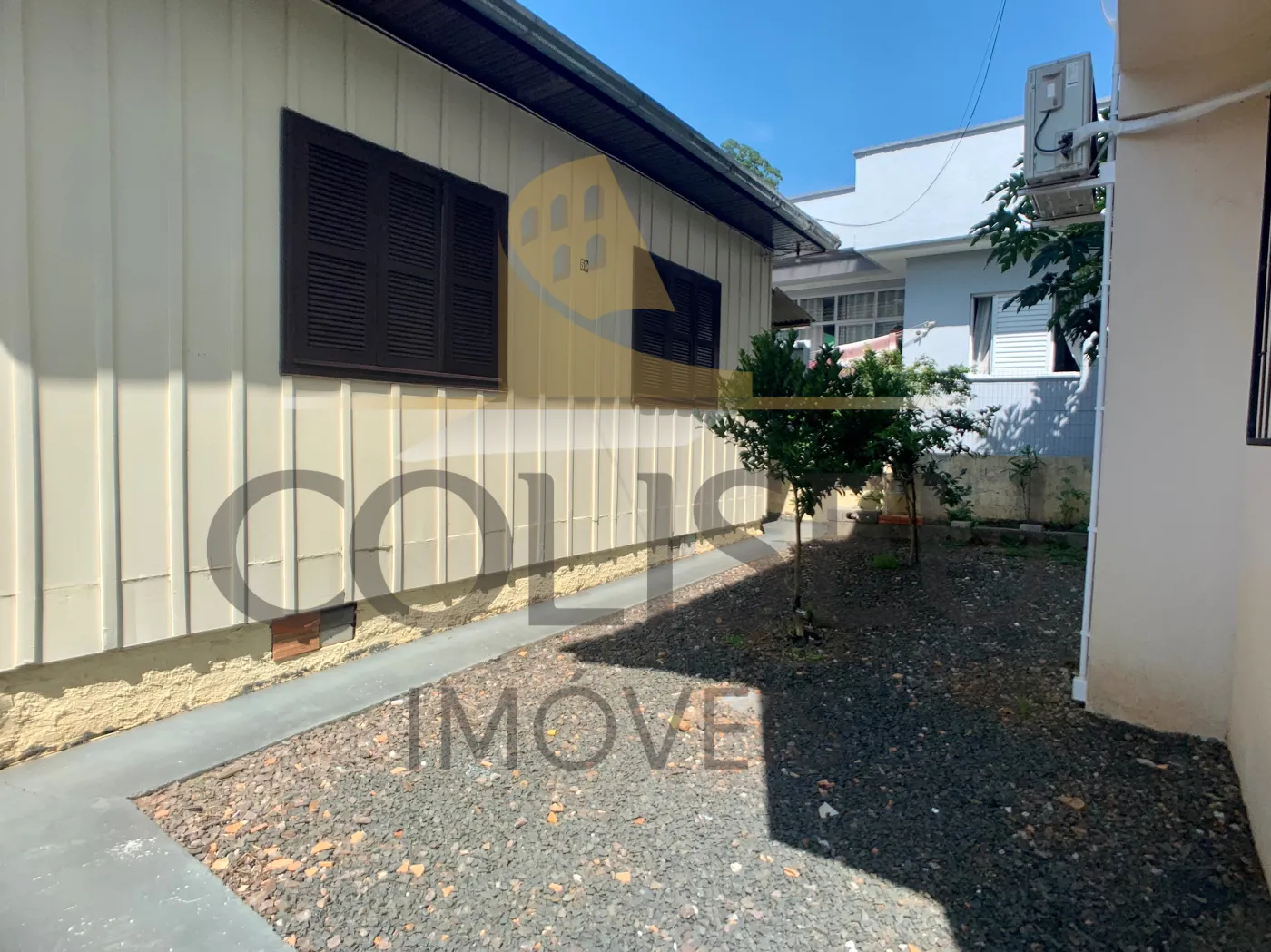 Alugar Casa / Padr&atilde;o em Conc&oacute;rdia R$ 1.350,00 - Foto 2