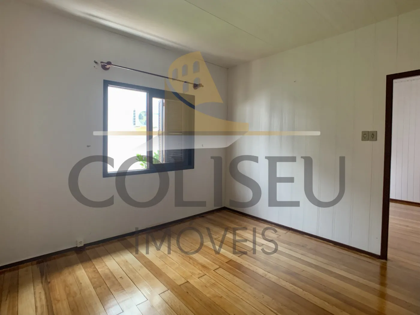 Alugar Casa / Padr&atilde;o em Conc&oacute;rdia R$ 1.350,00 - Foto 7