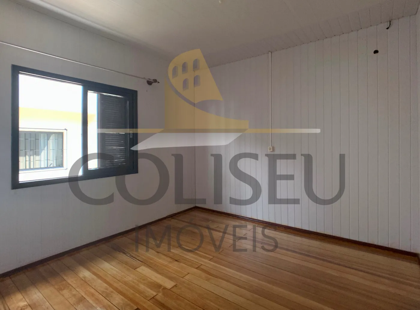 Alugar Casa / Padr&atilde;o em Conc&oacute;rdia R$ 1.350,00 - Foto 8