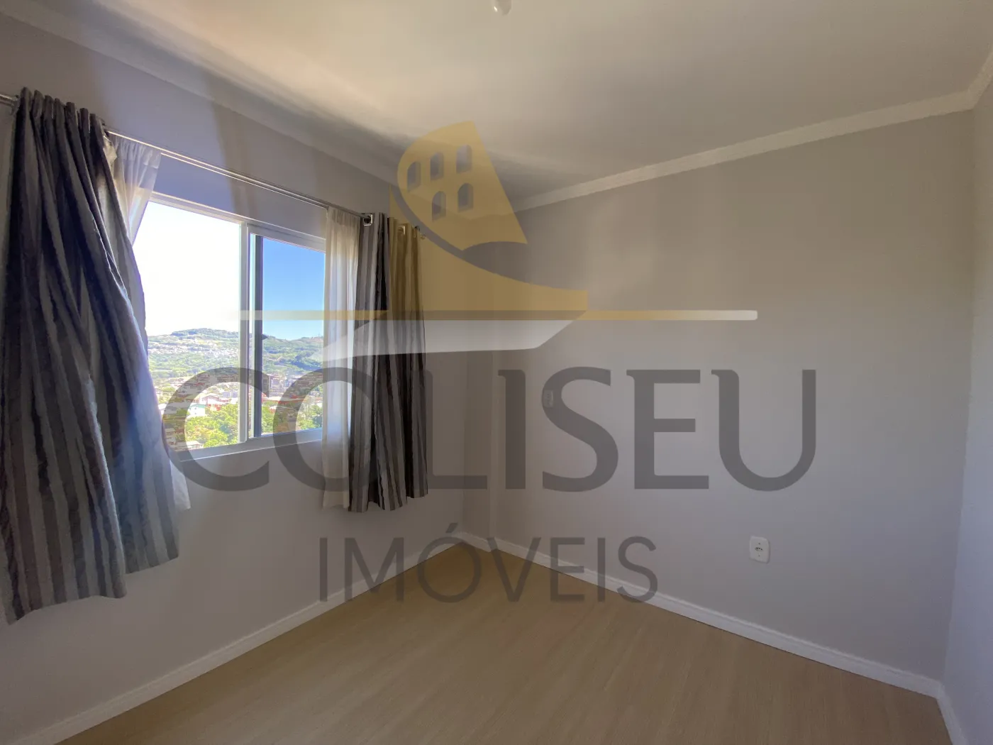 Alugar Apartamento / Padr&atilde;o em Conc&oacute;rdia R$ 1.550,00 - Foto 18
