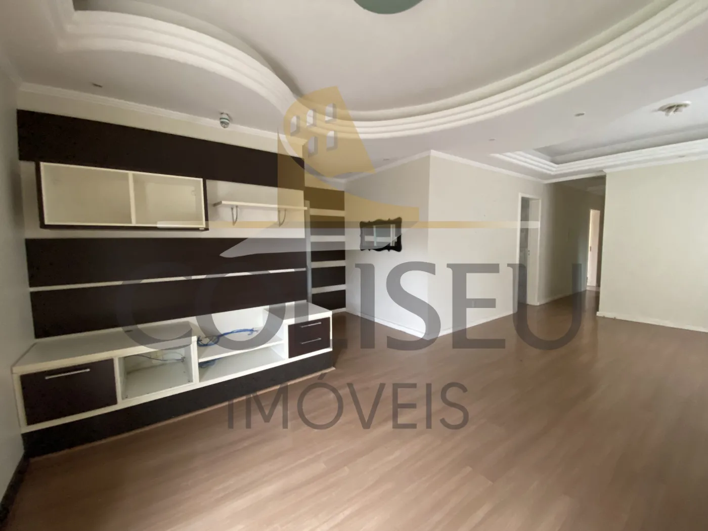 Alugar Apartamento / Padr&atilde;o em Conc&oacute;rdia R$ 2.300,00 - Foto 3