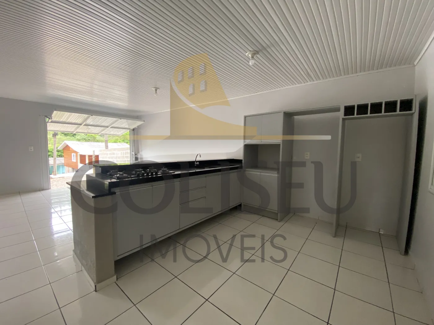 Alugar Casa / Padr&atilde;o em Conc&oacute;rdia R$ 1.500,00 - Foto 9