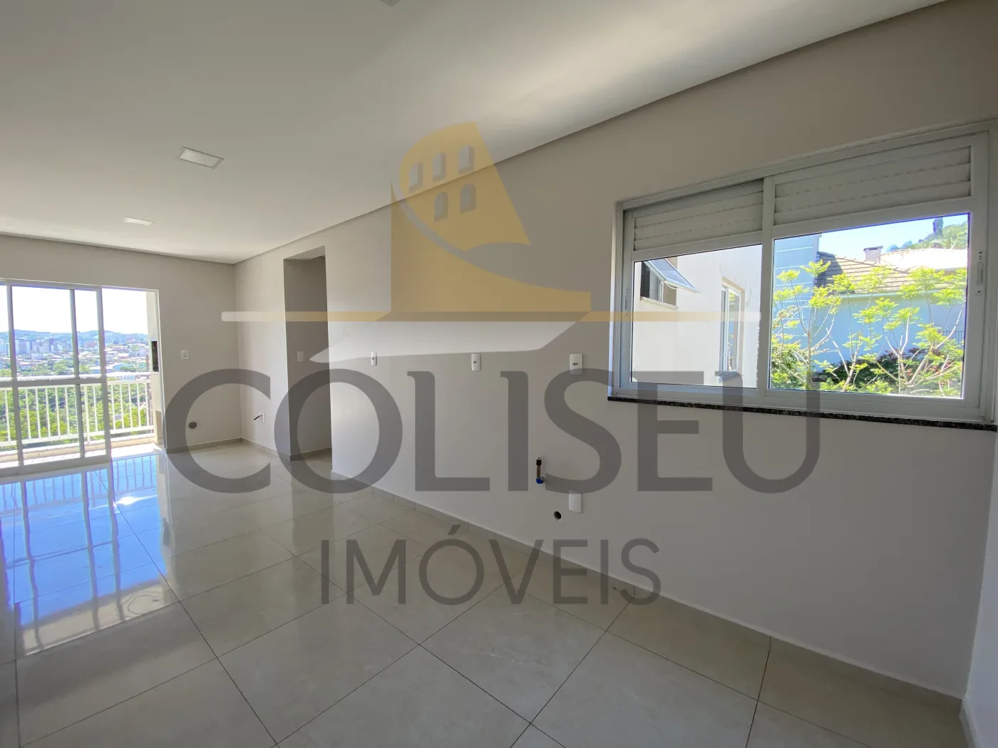 Alugar Apartamento / Padr&atilde;o em Conc&oacute;rdia R$ 1.300,00 - Foto 4