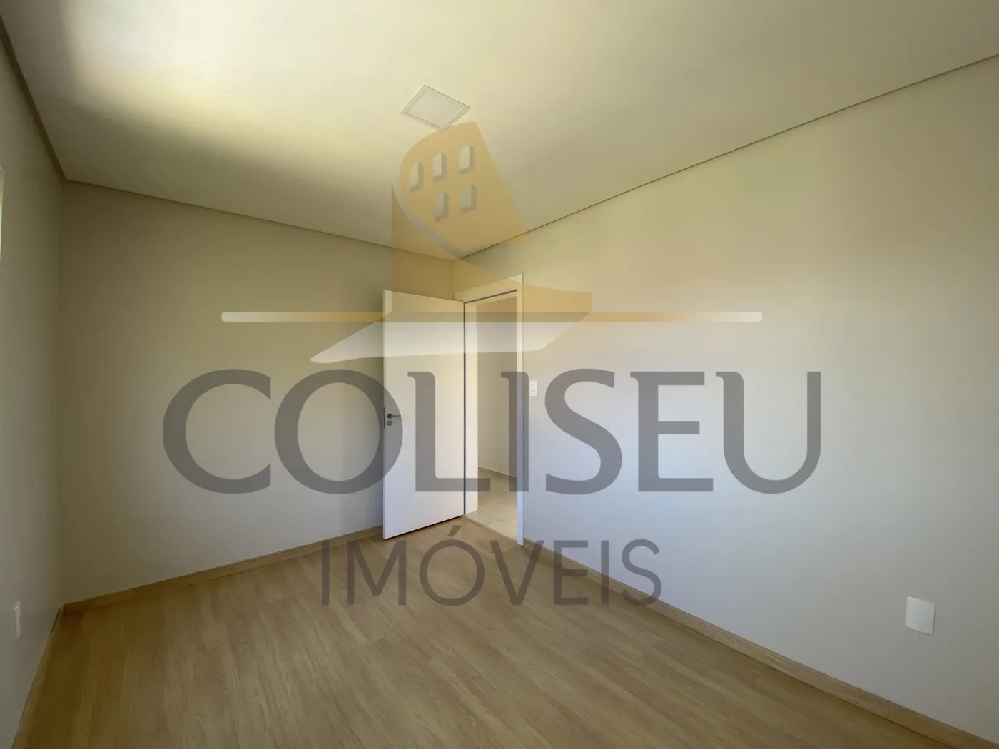 Alugar Apartamento / Padr&atilde;o em Conc&oacute;rdia R$ 1.300,00 - Foto 14