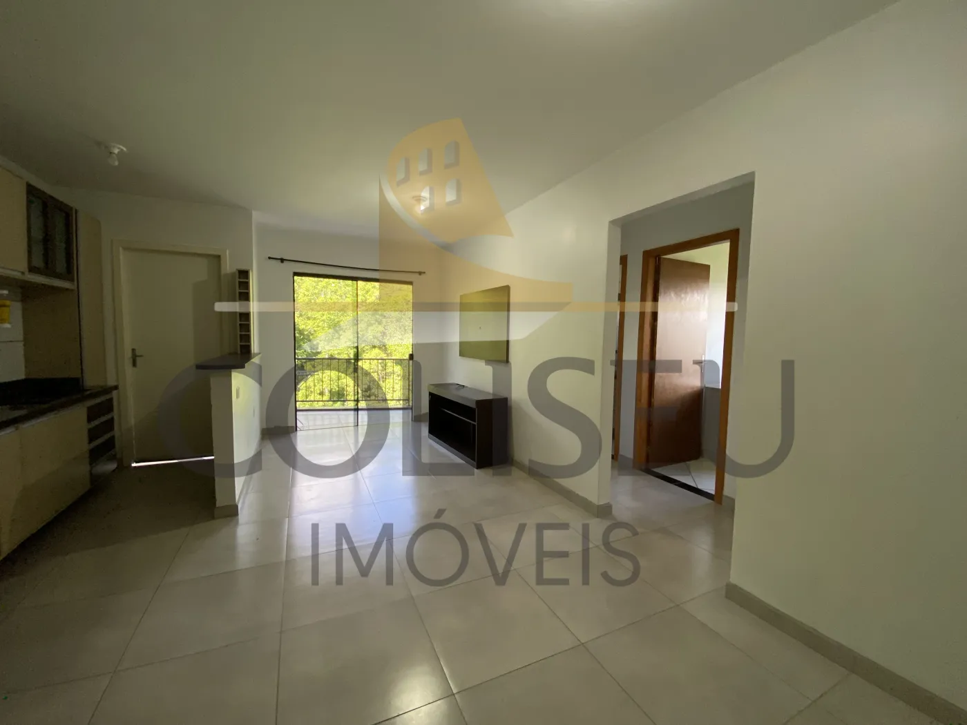 Alugar Apartamento / Padr&atilde;o em Conc&oacute;rdia R$ 1.350,00 - Foto 4