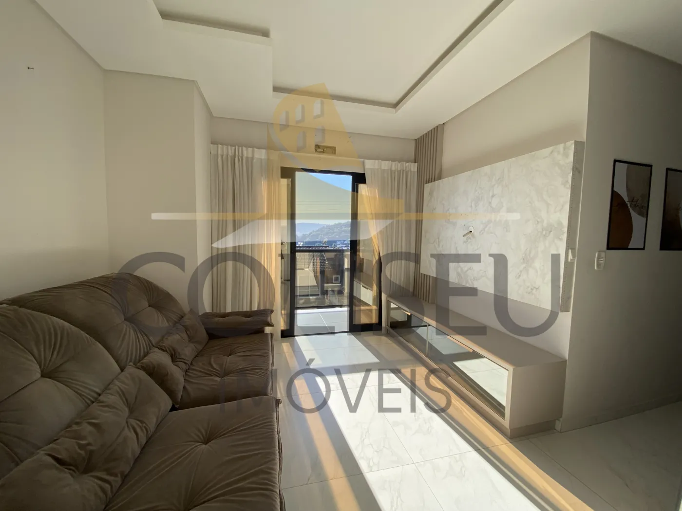 Alugar Apartamento / Padr&atilde;o em Conc&oacute;rdia R$ 1.900,00 - Foto 2