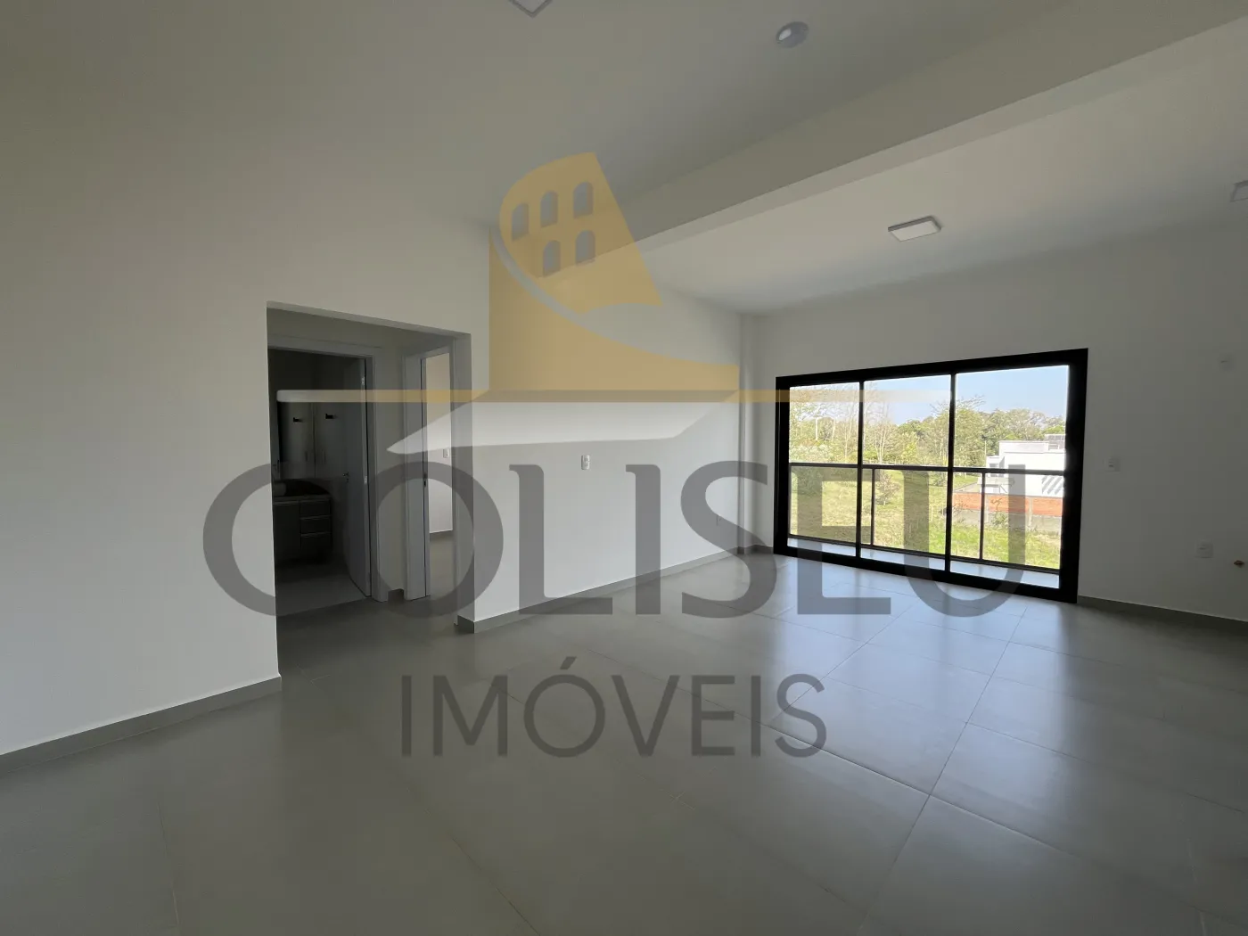 Alugar Apartamento / Padr&atilde;o em Conc&oacute;rdia R$ 1.650,00 - Foto 2