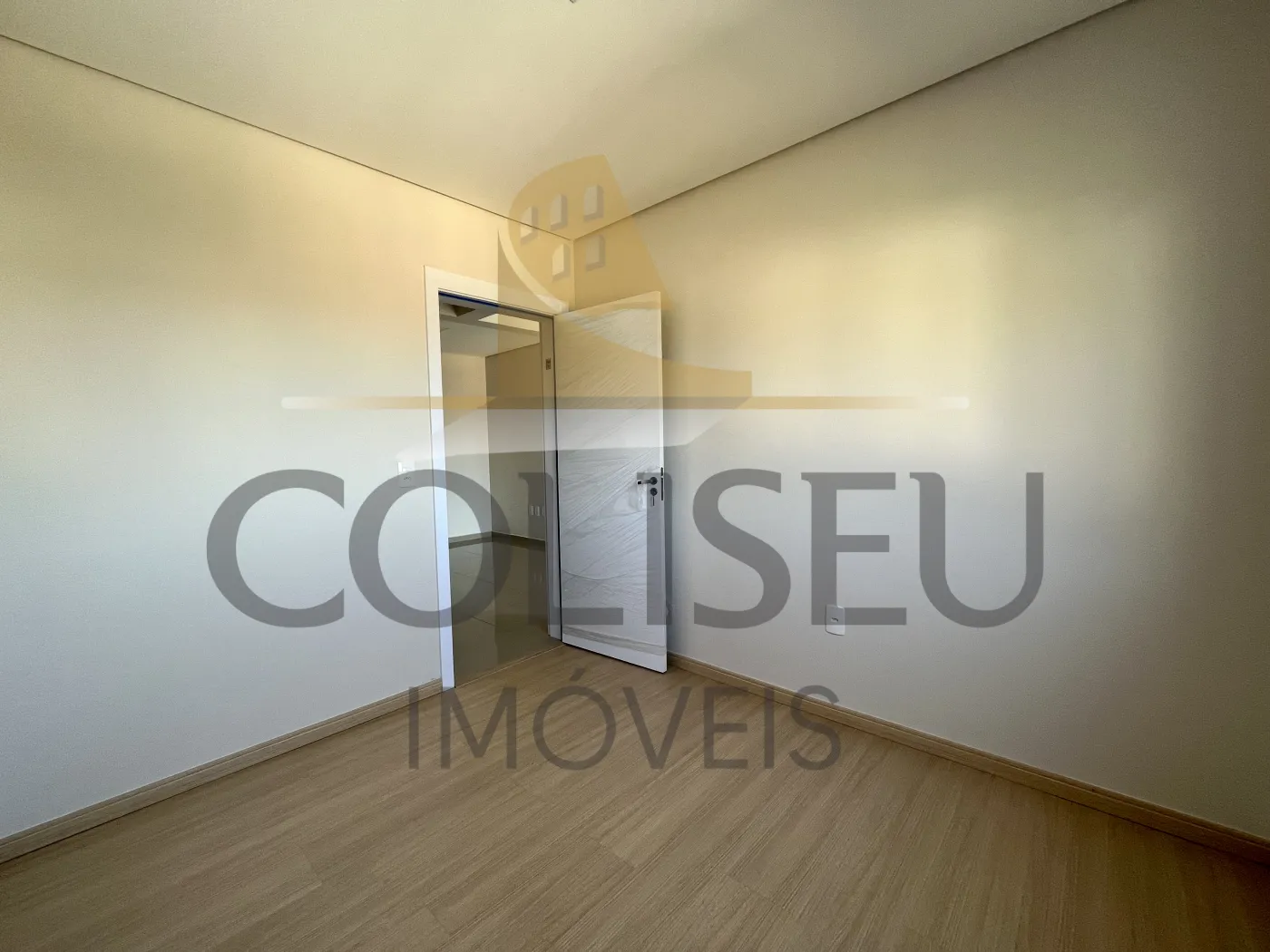 Alugar Apartamento / Padr&atilde;o em Conc&oacute;rdia R$ 1.550,00 - Foto 12