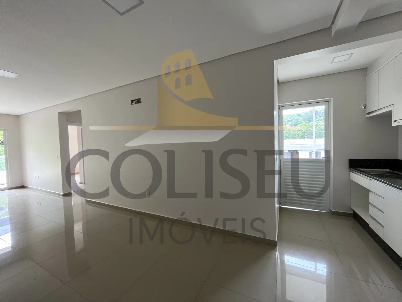 Alugar Apartamento / Padr&atilde;o em Conc&oacute;rdia R$ 1.700,00 - Foto 3