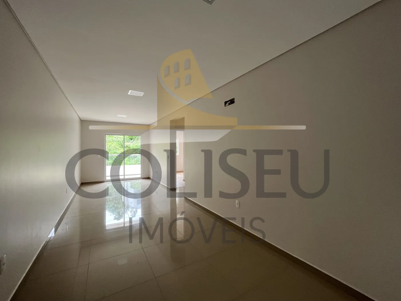 Alugar Apartamento / Padr&atilde;o em Conc&oacute;rdia R$ 1.700,00 - Foto 4