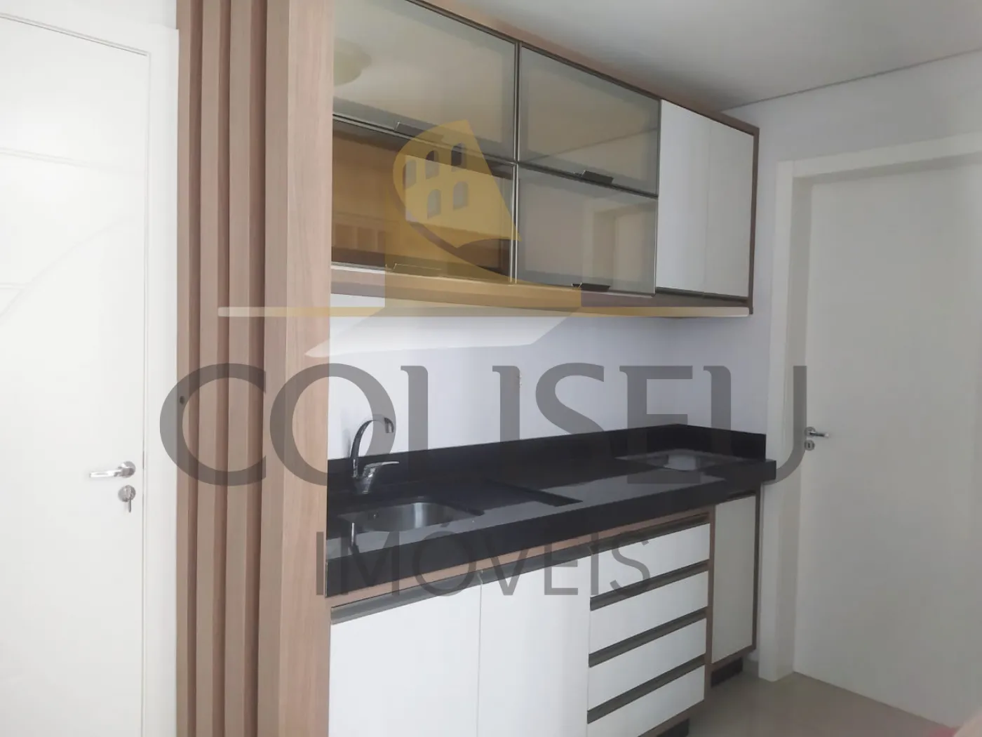 Alugar Apartamento / Padr&atilde;o em Conc&oacute;rdia R$ 1.800,00 - Foto 3