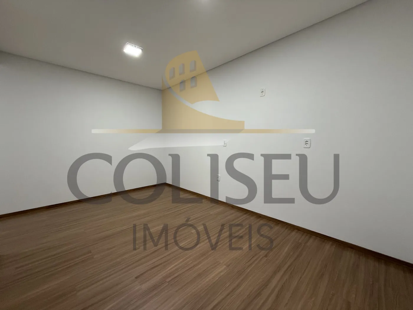 Alugar Apartamento / Padr&atilde;o em Conc&oacute;rdia R$ 1.600,00 - Foto 7