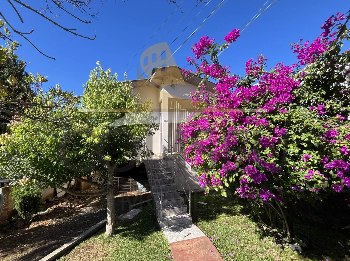 Alugar Casa / Padr&atilde;o em Conc&oacute;rdia R$ 1.300,00 - Foto 1