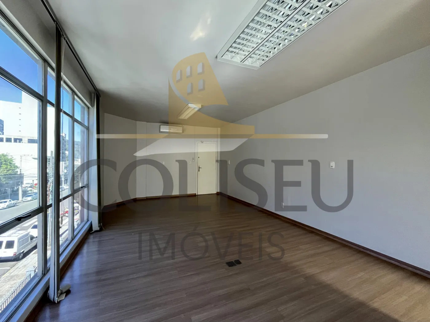 Alugar Comercial / Sala em Conc&oacute;rdia R$ 1.350,00 - Foto 5