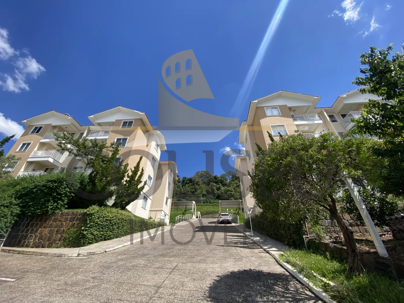 Alugar Apartamento / Padr&atilde;o em Conc&oacute;rdia R$ 1.500,00 - Foto 1