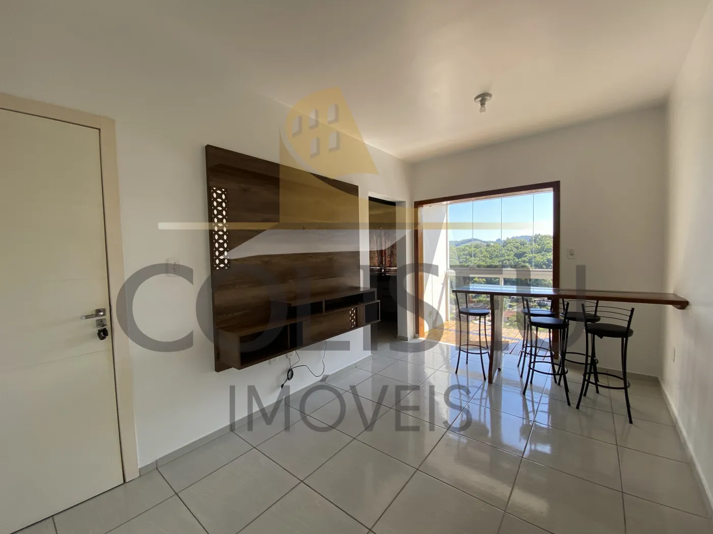 Alugar Apartamento / Padr&atilde;o em Conc&oacute;rdia R$ 1.550,00 - Foto 3