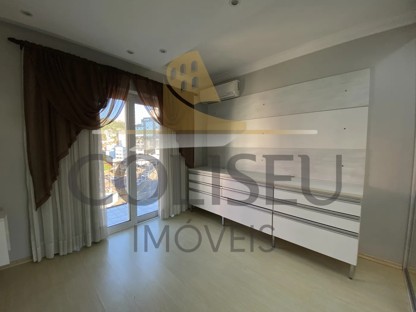 Alugar Apartamento / Padr&atilde;o em Conc&oacute;rdia R$ 2.200,00 - Foto 19