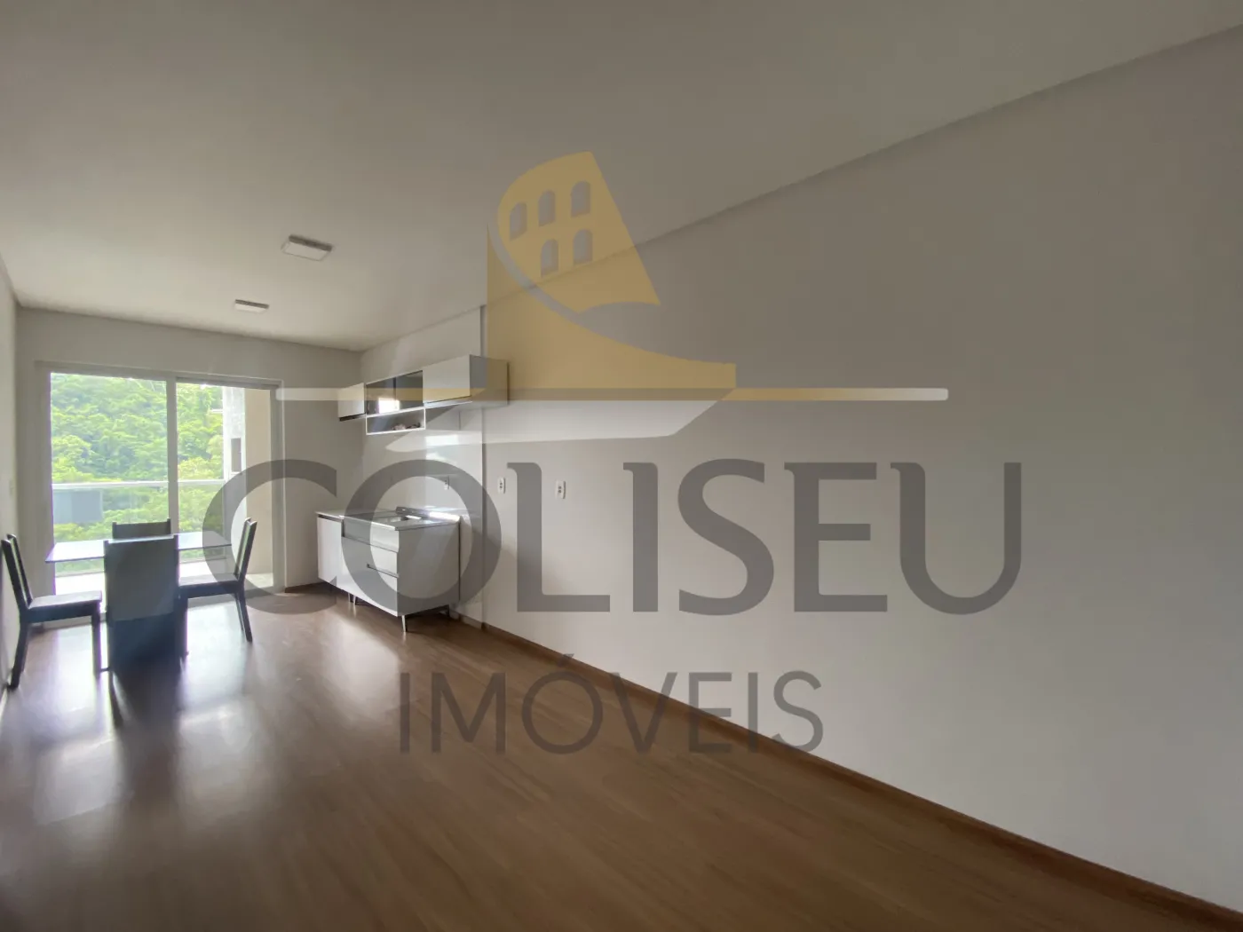 Alugar Apartamento / Padr&atilde;o em Conc&oacute;rdia R$ 2.000,00 - Foto 6