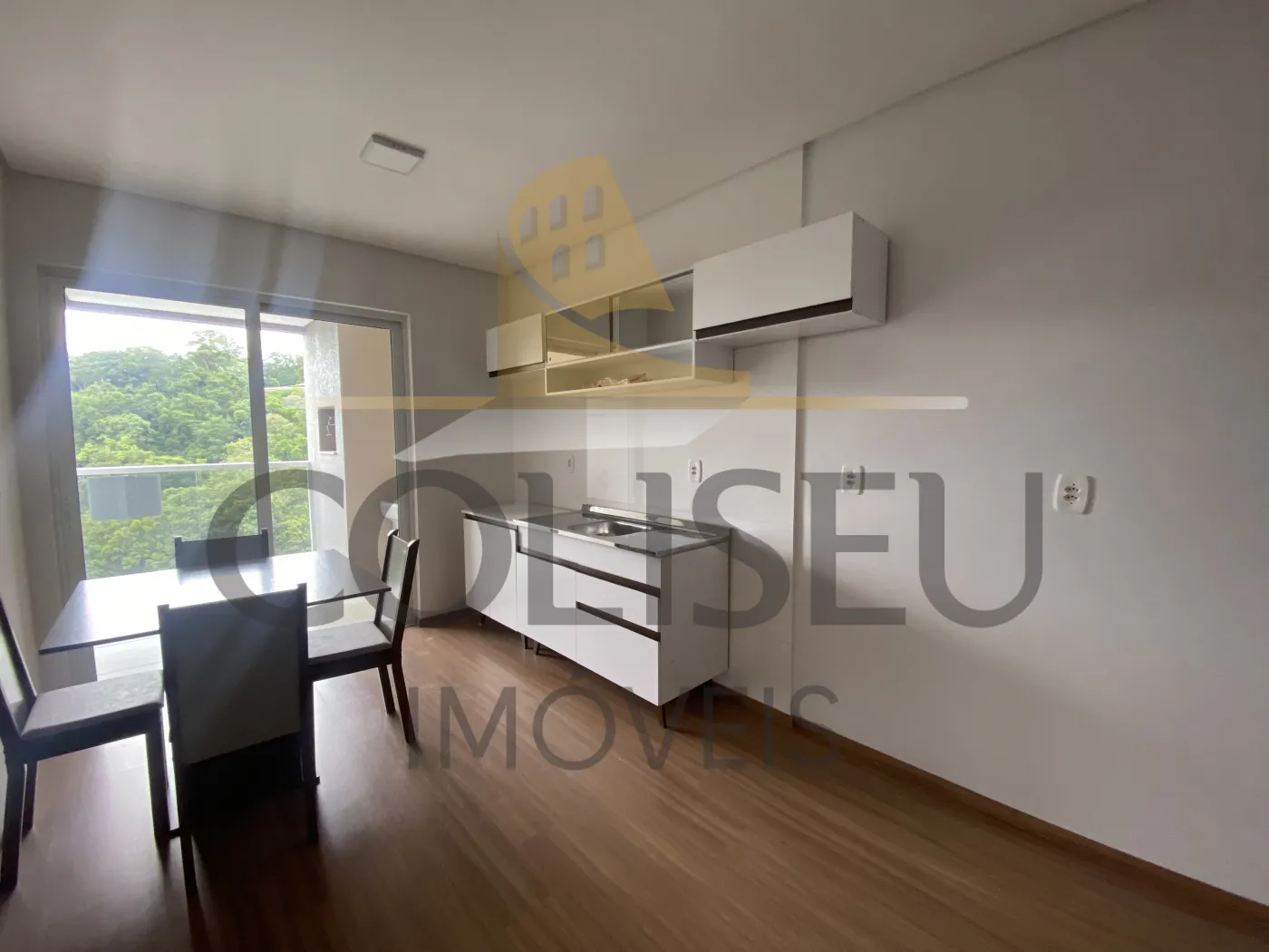 Alugar Apartamento / Padr&atilde;o em Conc&oacute;rdia R$ 2.000,00 - Foto 8