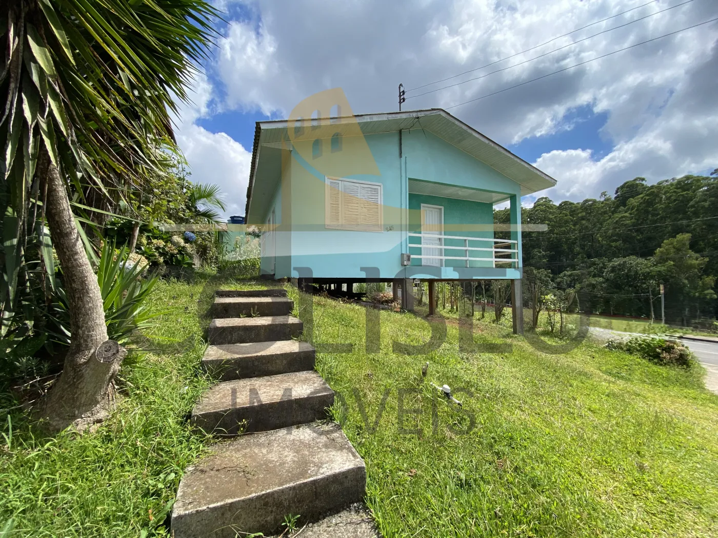 Alugar Casa / Padr&atilde;o em Conc&oacute;rdia R$ 1.300,00 - Foto 1